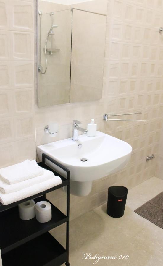 Putignani 210 Apartment Bari Kültér fotó